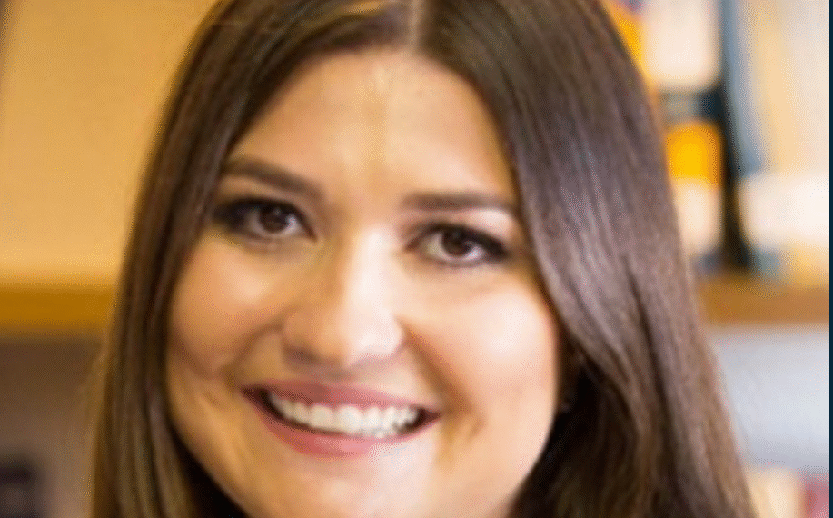 Filha de ministro do STF é alvo de cuspidas e xingamentos na UFPR: ‘Lixo comunista’