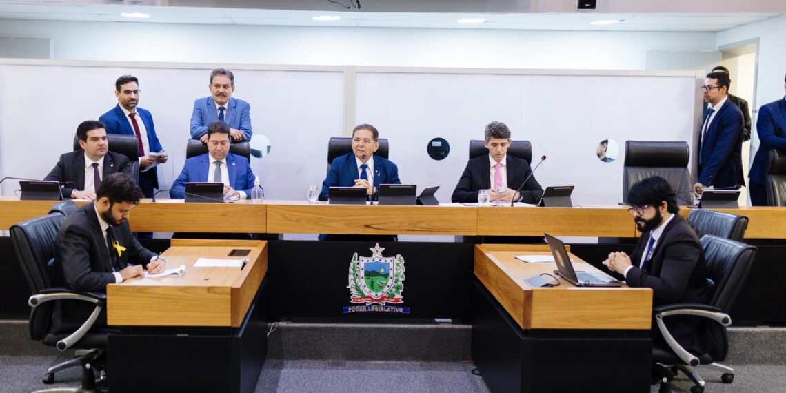 Assembleia aprova política de combate à pornografia de vingança na Paraíba