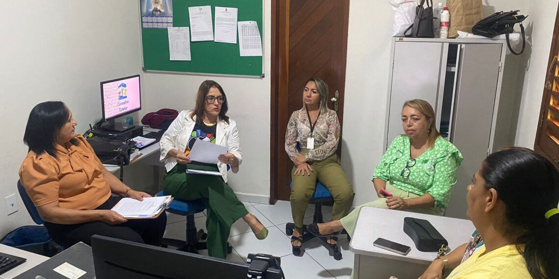 Ouvidoria da ALPB apresenta Leis de proteção à infância e adolescência aos Conselhos Tutelares de Sousa e Cajazeiras