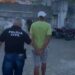 Homem é preso suspeito de arrombar delegacia e roubar espingarda, na Paraíba