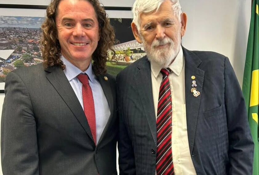 DIDATURA: Trump pede prisão do prefeito de Chicago e do governador de Illinois