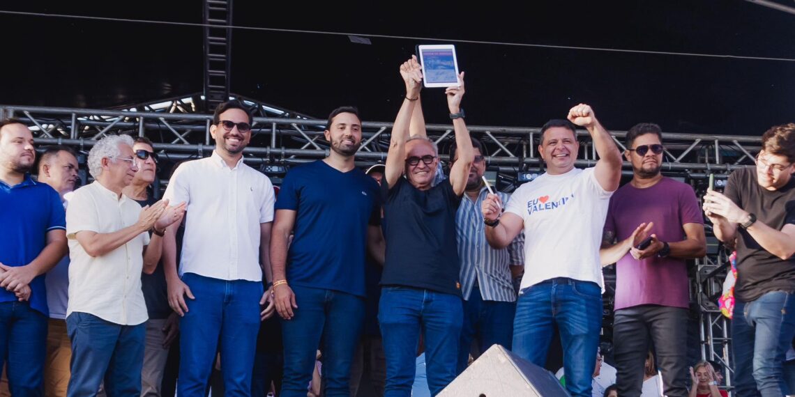 Cícero Lucena leva infraestrutura e modernização ao Valentina, com iluminação 100% LED e mais de R$ 70 milhões investidos