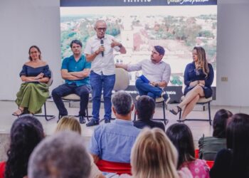 Cícero Lucena apresenta cartilha para gerentes e anuncia premiação por metas alcançadas na Saúde