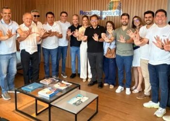 Parte do Republicanos dá sinais de que vai soltar a mão de Lucas para ficar com Cícero