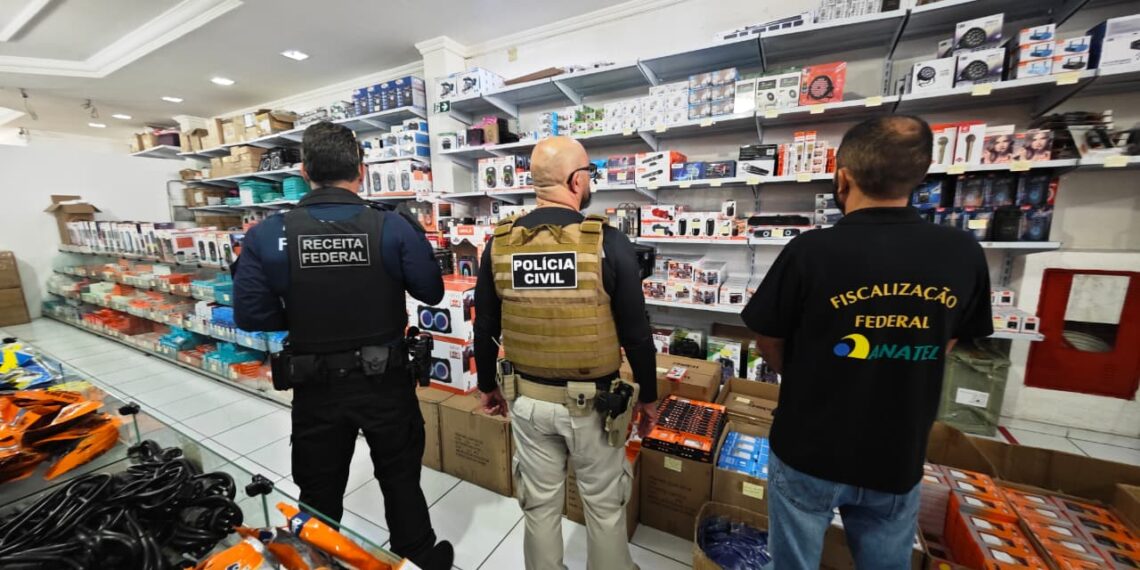 Polícia apreende mais de R$ 2 milhões em eletrônicos falsificados em Campina Grande