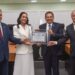 ALPB entrega título de cidadã paraibana à promotora de Justiça, Fabiana Alves Mueller