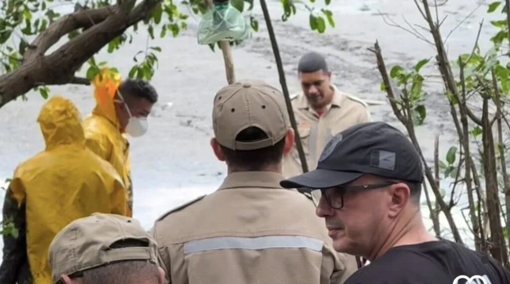 Homem é encontrado morto com mãos amarradas na Maré, em Bayeux