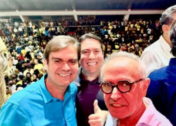Após ‘zerar o jogo’, Felipe Leitão participa do mesmo evento que Cícero Lucena em Bayeux, mas nega encontro com o prefeito
