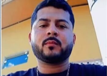 Homem é morto a tiros e filho de 10 anos fica ferido, em São Bento