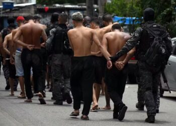 Traficante da alta cúpula do Comando Vermelho na PB é preso em megaoperação contra a facção no RJ
