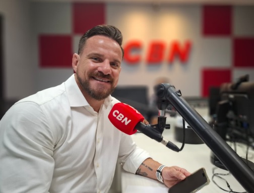 Tarcísio Jardim desafia PP, mantém apoio a Cícero Lucena e critica extrema direita na Paraíba: “É o tempo todo um falando mal do outro”