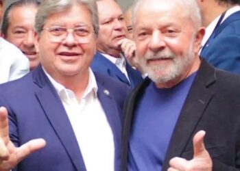 Pesquisa Media: governo João Azevêdo é aprovado por 62% e Lula por 60% na Paraíba