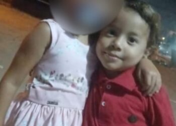 Criança morre atingida por caçamba de lixo; Polícia diz que morte foi ‘acidental’