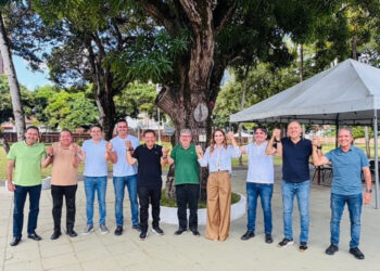 João Azevêdo e Lucas celebram apoio de Adriano Galdino: “Seguimos juntos”