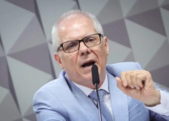 Ex-presidente do INSS no governo Lula é preso pela PF em operação contra descontos ilegais em aposentadorias