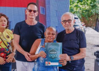 Cícero Lucena entrega títulos de propriedade para 80 famílias do residencial quilombola e destaca trabalho da Prefeitura na reparação histórica e igualdade