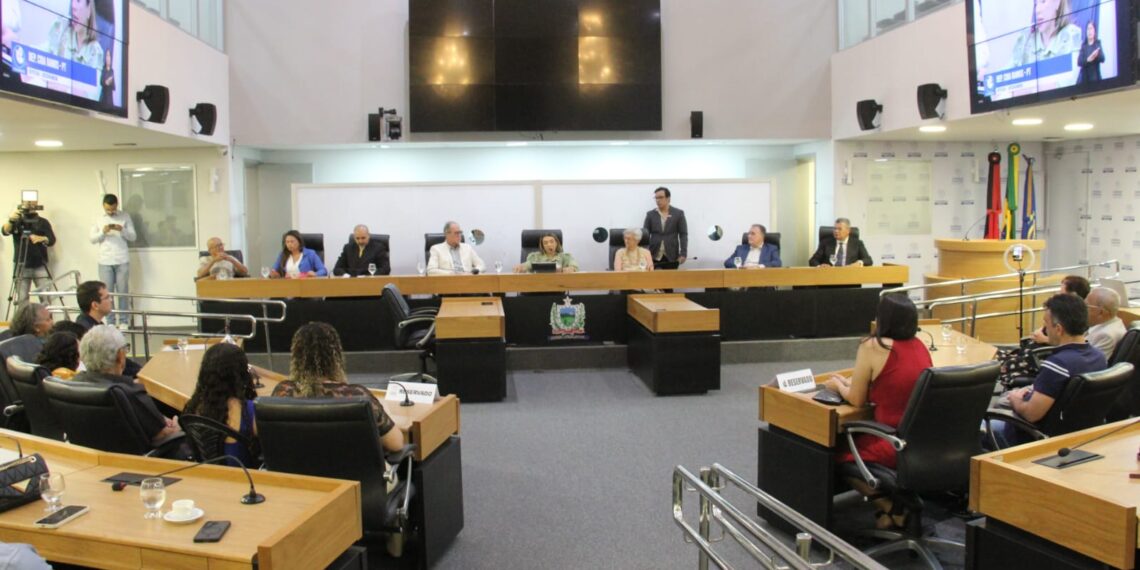 ALPB concede título de cidadão paraibano à professora Neide Miele, ao diretor e ator Antônio Humberto Lopes e ao professor e escritor Márcio José Silva