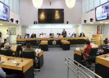 ALPB concede título de cidadão paraibano à professora Neide Miele, ao diretor e ator Antônio Humberto Lopes e ao professor e escritor Márcio José Silva