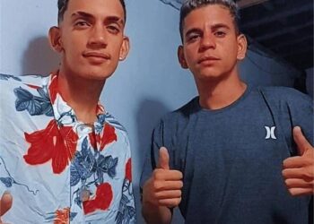 Jovem é morto e irmão fica ferido após ataque a tiros, em Bayeux