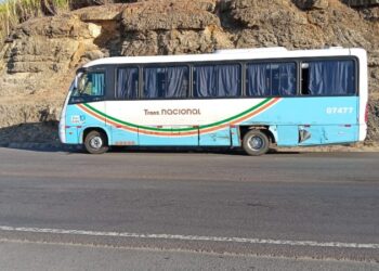Idoso morre em acidente entre carro e ônibus em Caaporã