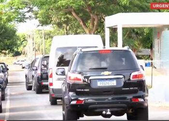 Bolsonaro é preso pela Polícia Federal em Brasília