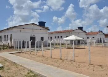 Cícero Lucena anuncia convocação de todos os aprovados no concurso da Educação em João Pessoa