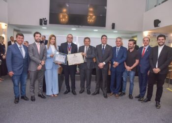 ALPB entrega título de cidadão paraibano ao procurador-Geral do Estado, Fábio Brito