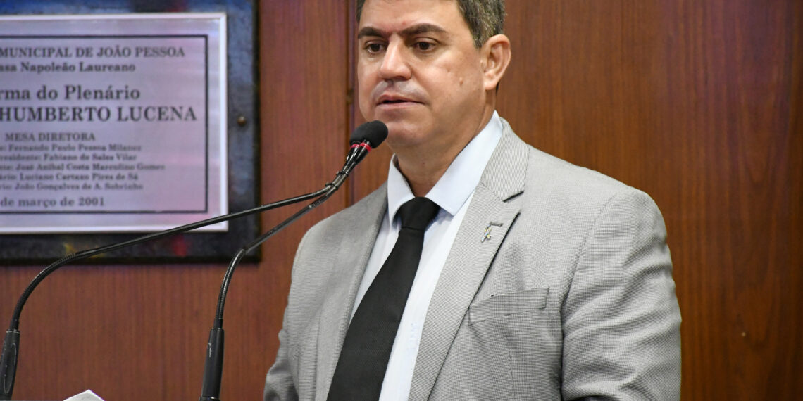 Presidente apresenta novo Portal da Transparência da CMJP