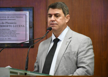 Presidente apresenta novo Portal da Transparência da CMJP