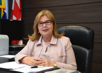 Joias de R$ 3 milhões são furtadas do apartamento da desembargadora Fátima Bezerra