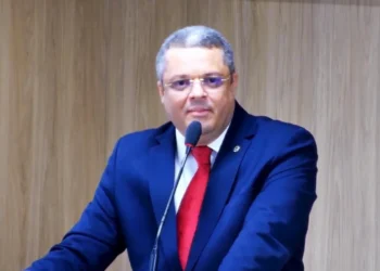 Presidente da Câmara, Edvaldo Neto assume a Prefeitura de Cabedelo e descarta retaliações ao grupo de André Coutinho: “sem perseguições”