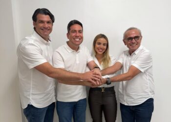 Com articulação de Felipe Leitão, presidente da Câmara de Bayeux declara apoio a Cícero Lucena para 2026