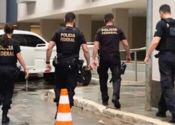 Polícia Federal deflagra operação contra tráfico aéreo de drogas e lavagem de dinheiro na Paraíba e outros estados