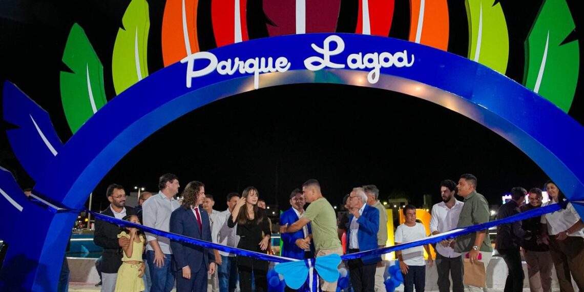 Cícero Lucena recebe título de Cidadão de Manaíra e celebra 64 anos do Município