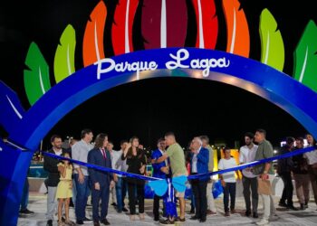 Cícero Lucena recebe título de Cidadão de Manaíra e celebra 64 anos do Município