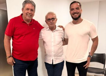 Cícero Lucena recebe apoio de grupo de oposição em Fagundes na disputa pelo Governo do Estado