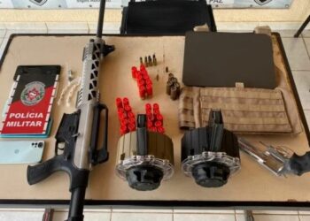 Operação em Cabedelo apreende arsenal ligado a homicídio ocorrido na cidade
