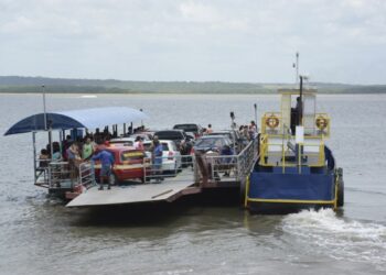 Balsa Costinha-Cabedelo volta a transitar após apresentar problemas técnicos