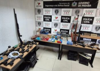 Operação investiga acesso de faccionados a clube de tiro na PB; 33 armas e 5 mil munições são apreendidas