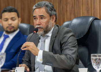 LUTO EM BAYEUX: morre Adriano Martins, presidente da Câmara Municipal