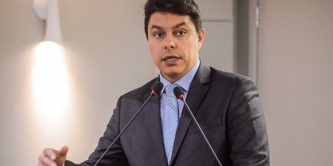 Raoni propõe a criação da Frente Parlamentar pela Vida e Dignidade da Mulher