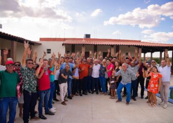 Cícero Lucena recebe apoio de lideranças políticas de nove municípios do Vale do Piancó