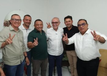 Vereador de Bonito de Santa Fé oficializa apoio à pré-candidatura de Cícero Lucena ao Governo da Paraíba