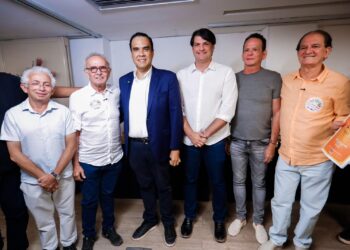 Cícero Lucena celebra apoio do Ministério do Turismo ao Folia de Rua e ao Carnaval Multicultural de João Pessoa