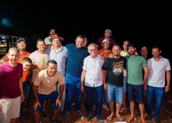 Pré-candidatura de Cícero Lucena ao Governo recebe apoio de lideranças de Amparo, Prata e Monteiro