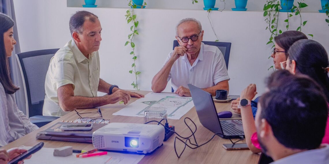 Cícero Lucena inspeciona canteiro de obras do Parque da Cidade, que está em fase de conclusão da primeira etapa