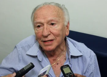 “João Azevêdo virou mero carimbador do projeto familiar de poder dos Ribeiro”, provoca Marcos Vinícius