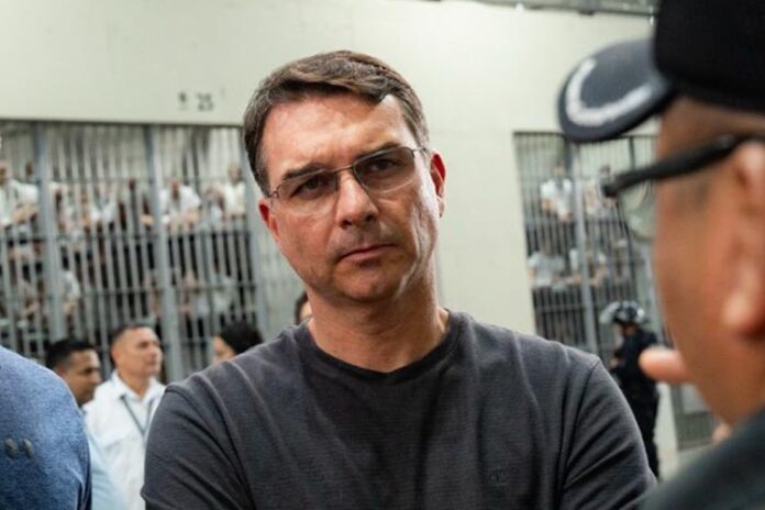 Consulado do Brasil em Lisboa diz que está com passaporte de Eliza Samudio