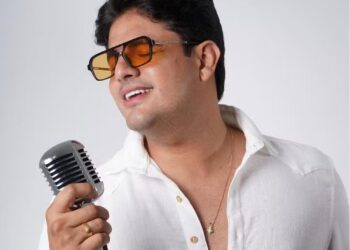 Denunciado por agredir esposa, cantor João Lima se apresenta e será ouvido pela Polícia