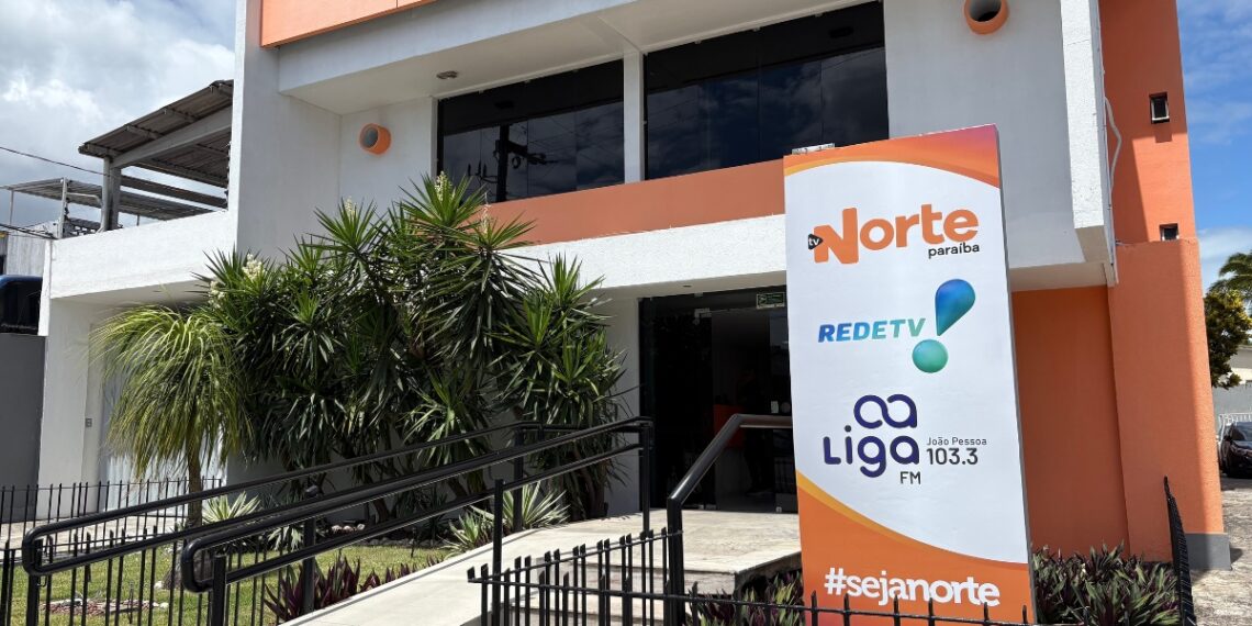 Folha corrida do dono da TV Norte Paraíba não lhe dá condições morais de criticar